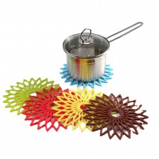 Flower Shape Household Non-Slip Heat Insulation Pad